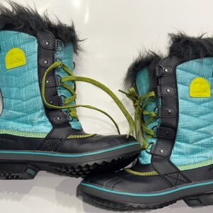 Sorel Waterproof Boots Youth 4 Joan Of Arctic Unisex - Black/Teal/Yellow